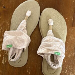 sanuk yoga sling sandals